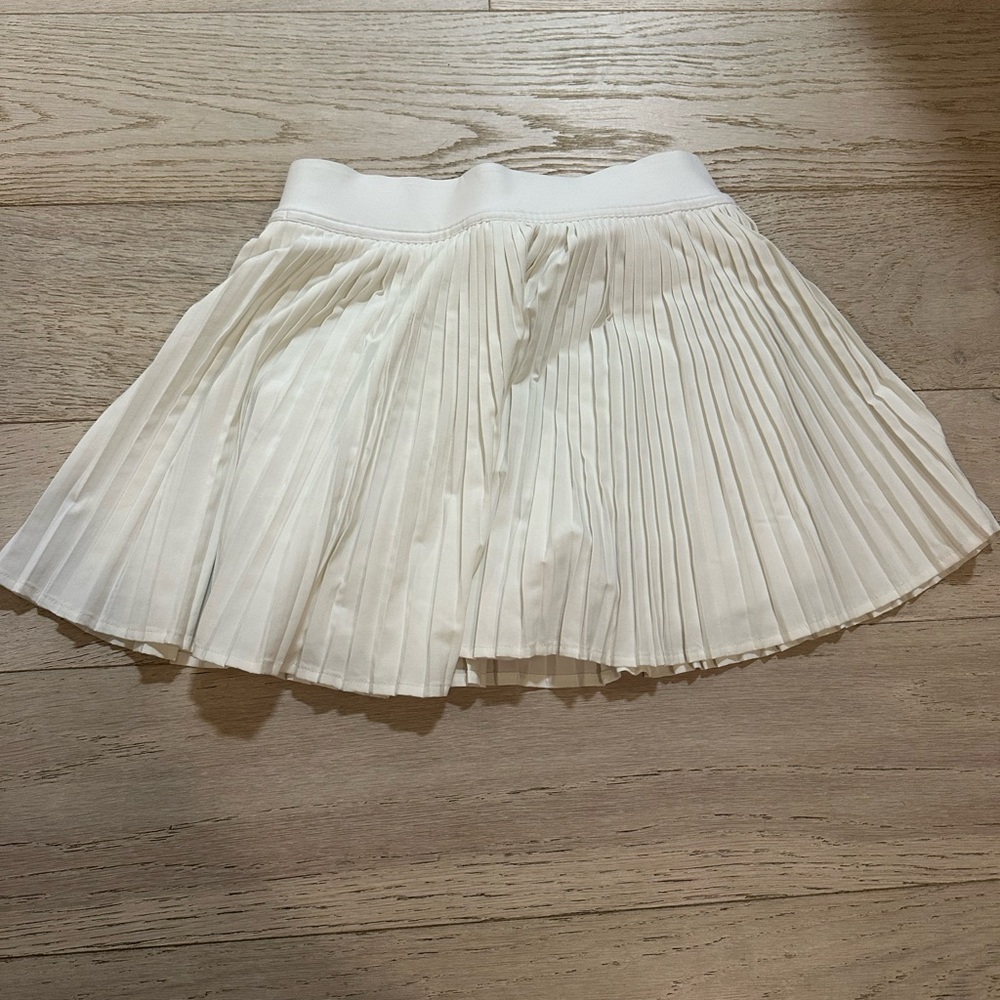 White athletic tennis lululemon skirt